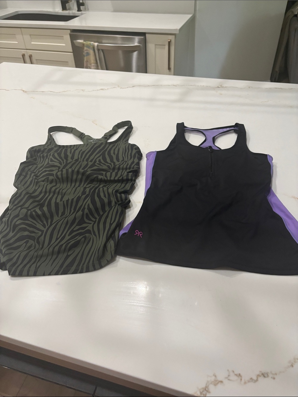 NWOT Ruby Ribbon tankini swim/ workout tops size 34